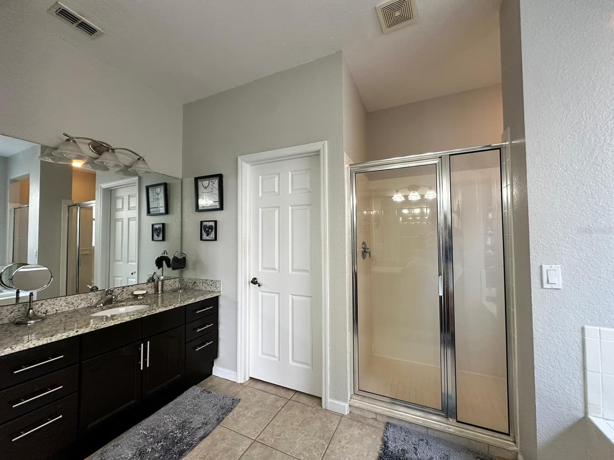 2321 HINSDALE DRIVE — photo 23 of 43