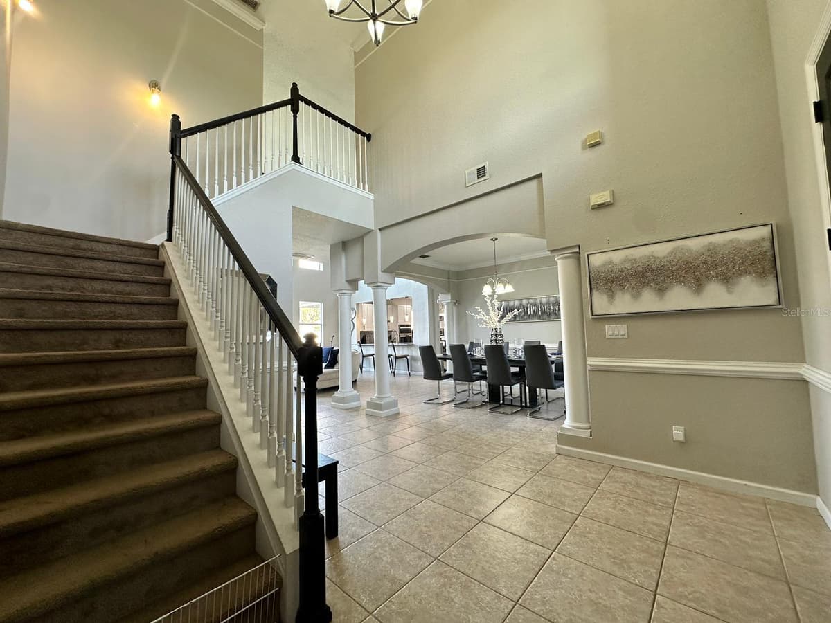 2321 HINSDALE DRIVE — photo 4 of 43