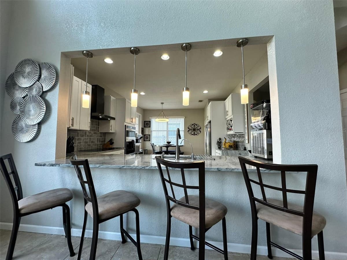 2321 HINSDALE DRIVE — photo 13 of 43