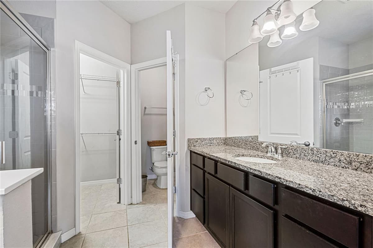 594 PIAZZA POINT — photo 31 of 40