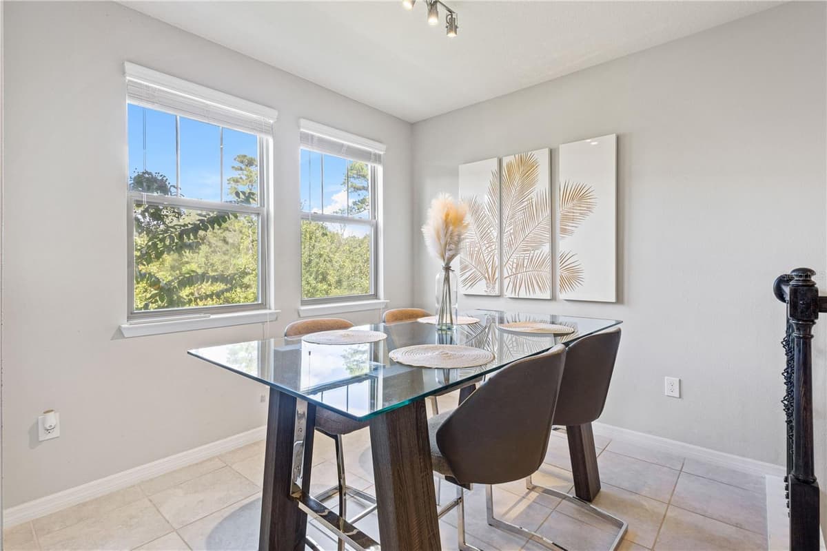 594 PIAZZA POINT — photo 11 of 40