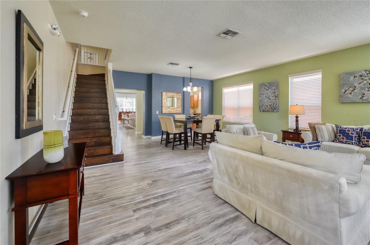221 LAS FUENTES DRIVE — photo 9 of 55