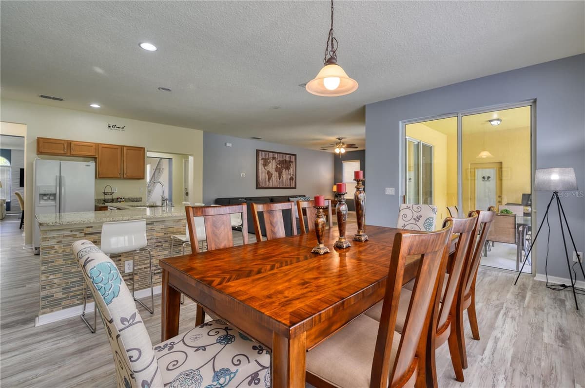 221 LAS FUENTES DRIVE — photo 23 of 55