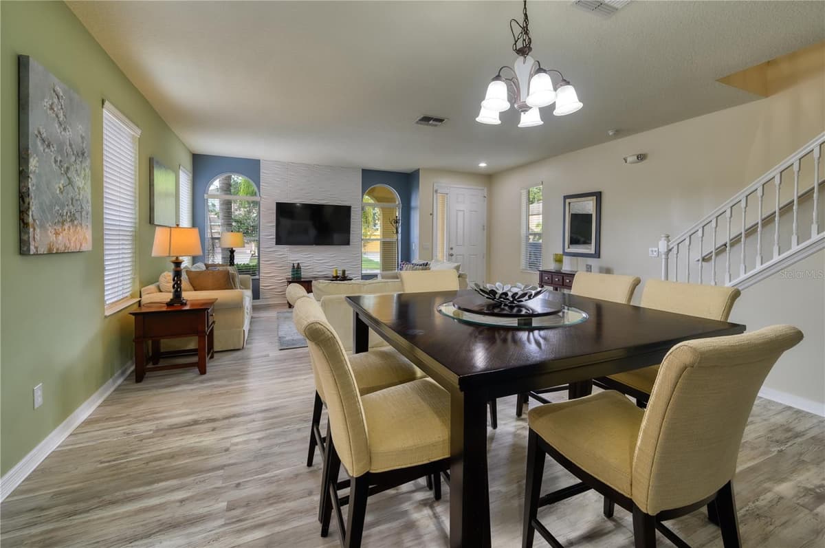 221 LAS FUENTES DRIVE — photo 13 of 55