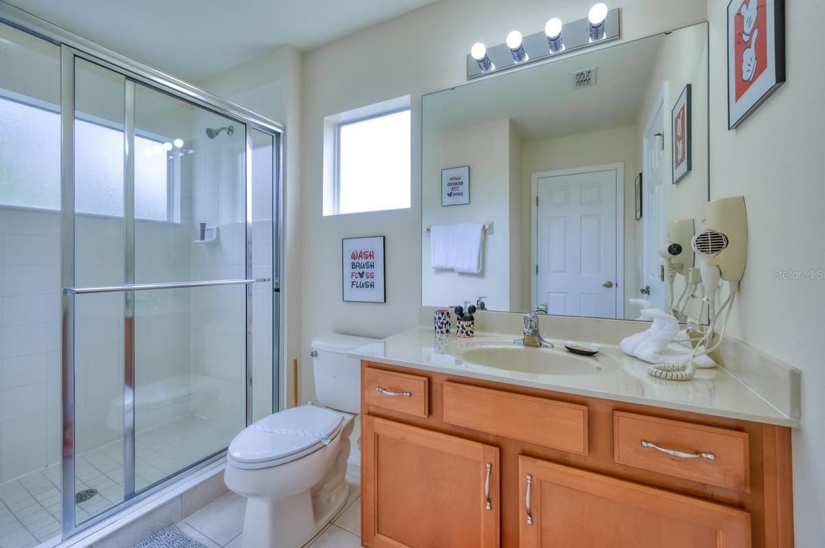 221 LAS FUENTES DRIVE — photo 49 of 55