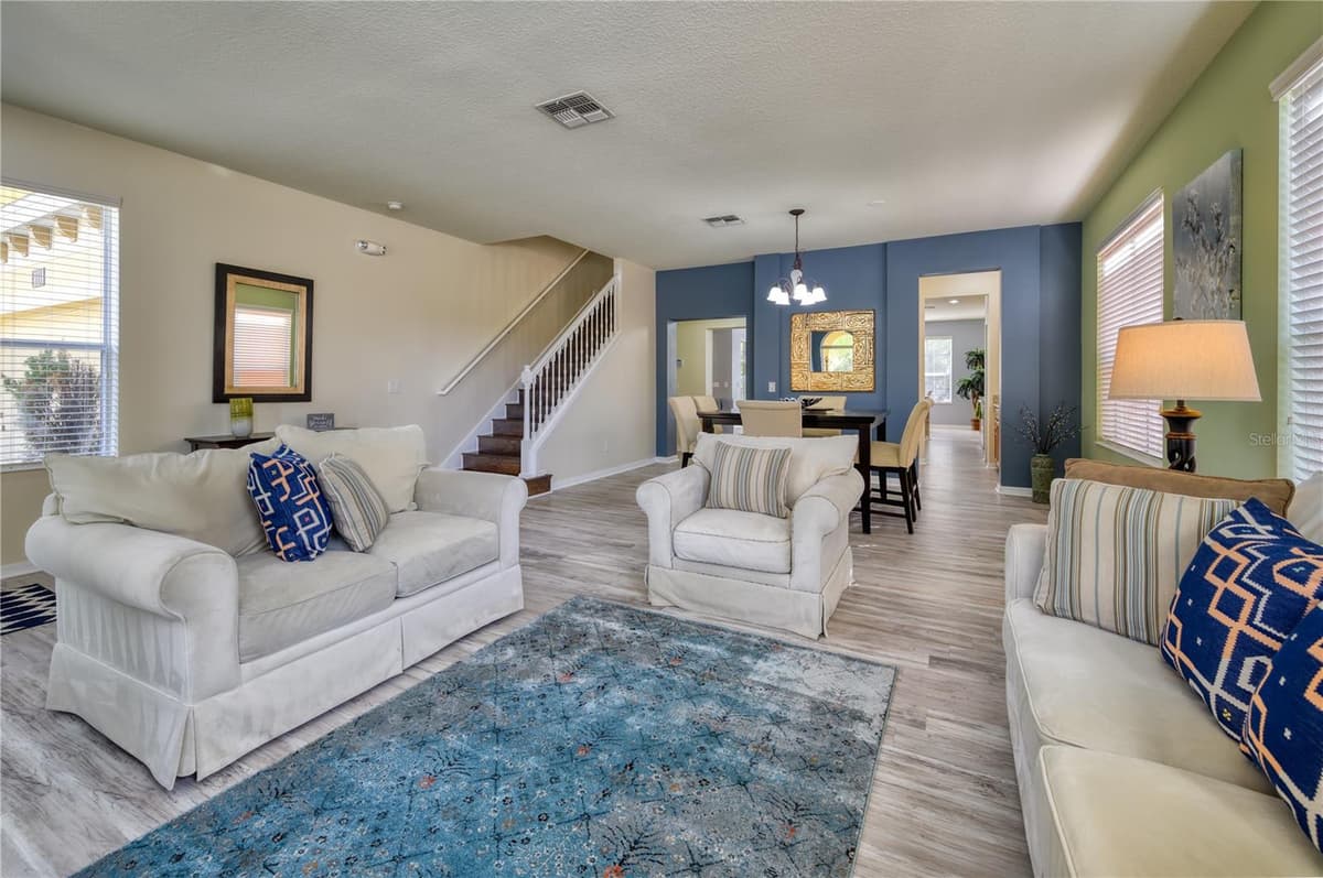 221 LAS FUENTES DRIVE — photo 11 of 55