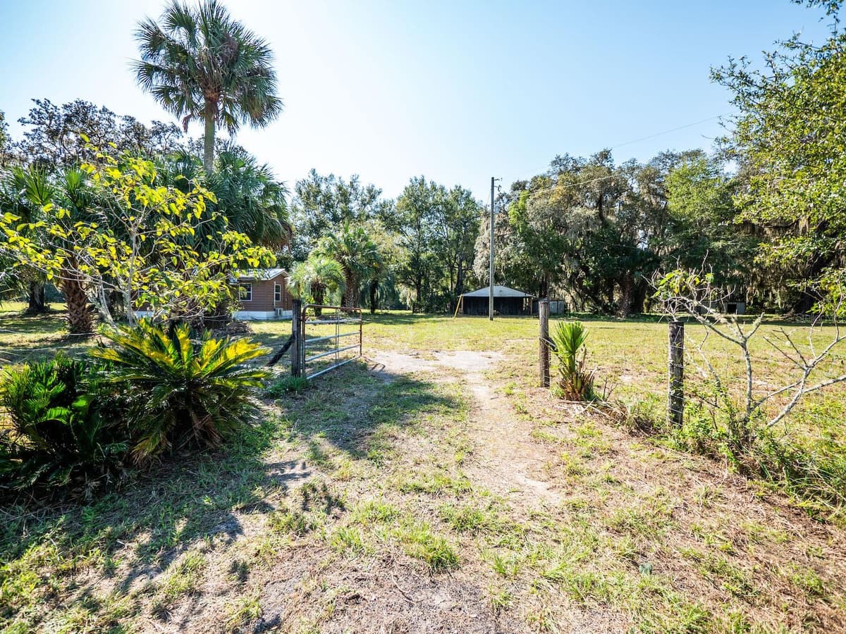 12146 HIGHWAY 318 — photo 18 of 49