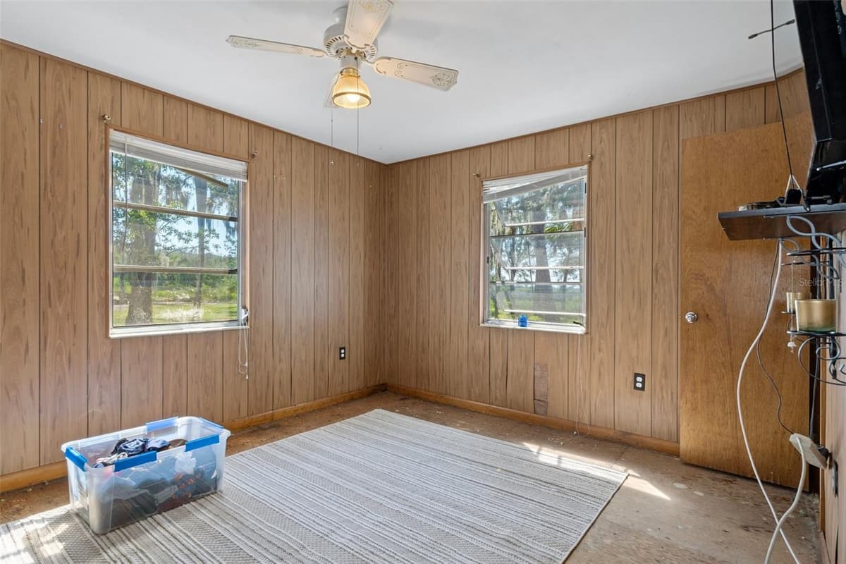 8812 CAMP LANE — photo 36 of 40