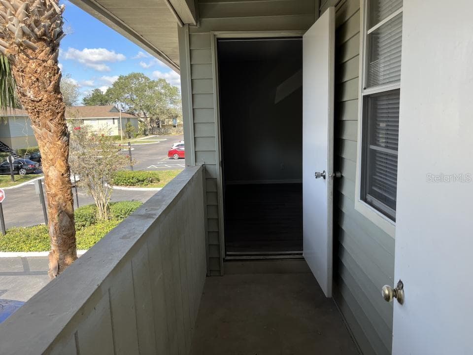 624 GOLDEN RAINTREE PLACE — photo 15 of 20