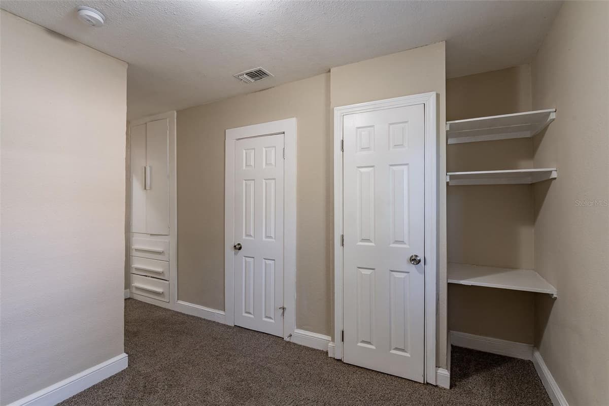 112 MOSS STREET — photo 18 of 30