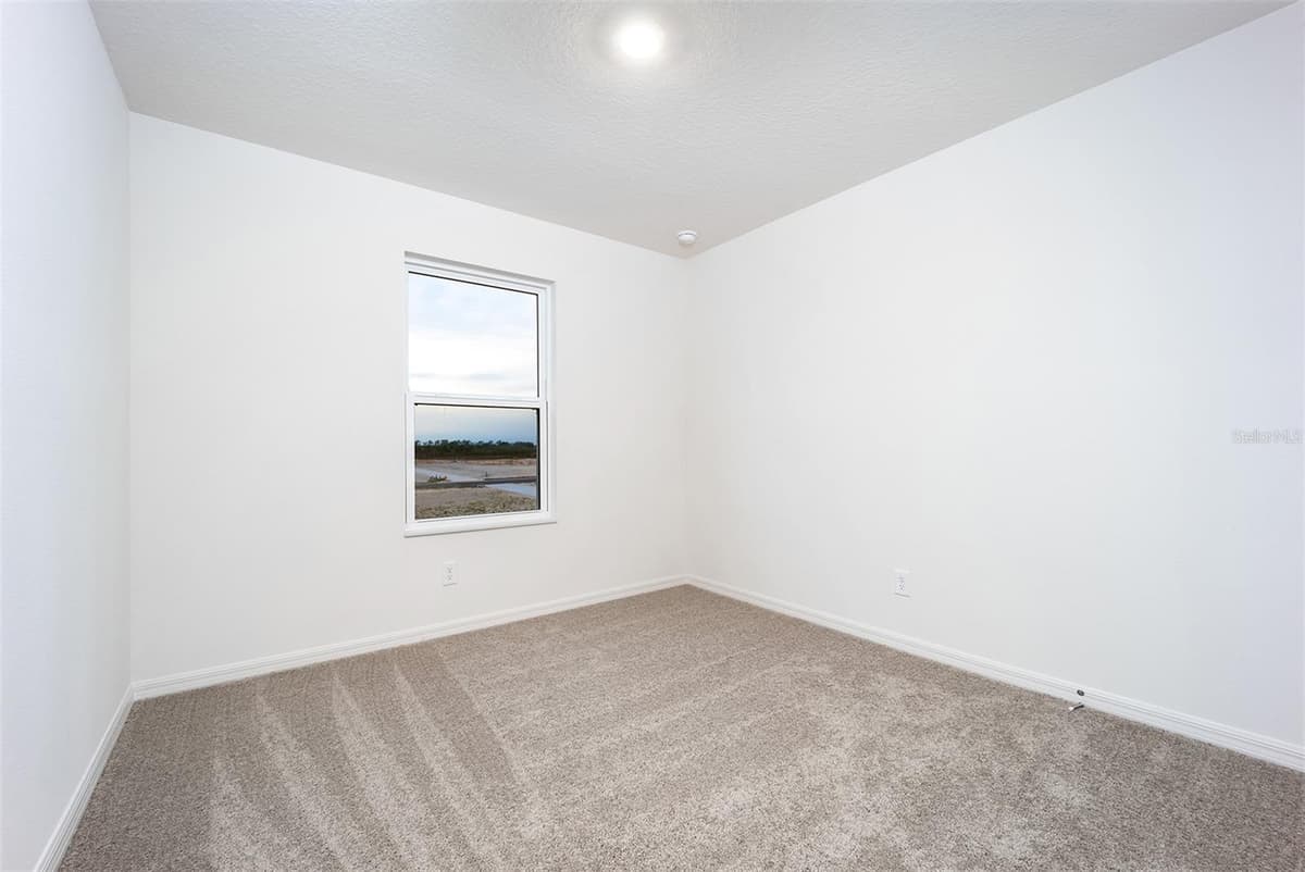 3728 BERGAMOT STREET — photo 16 of 21