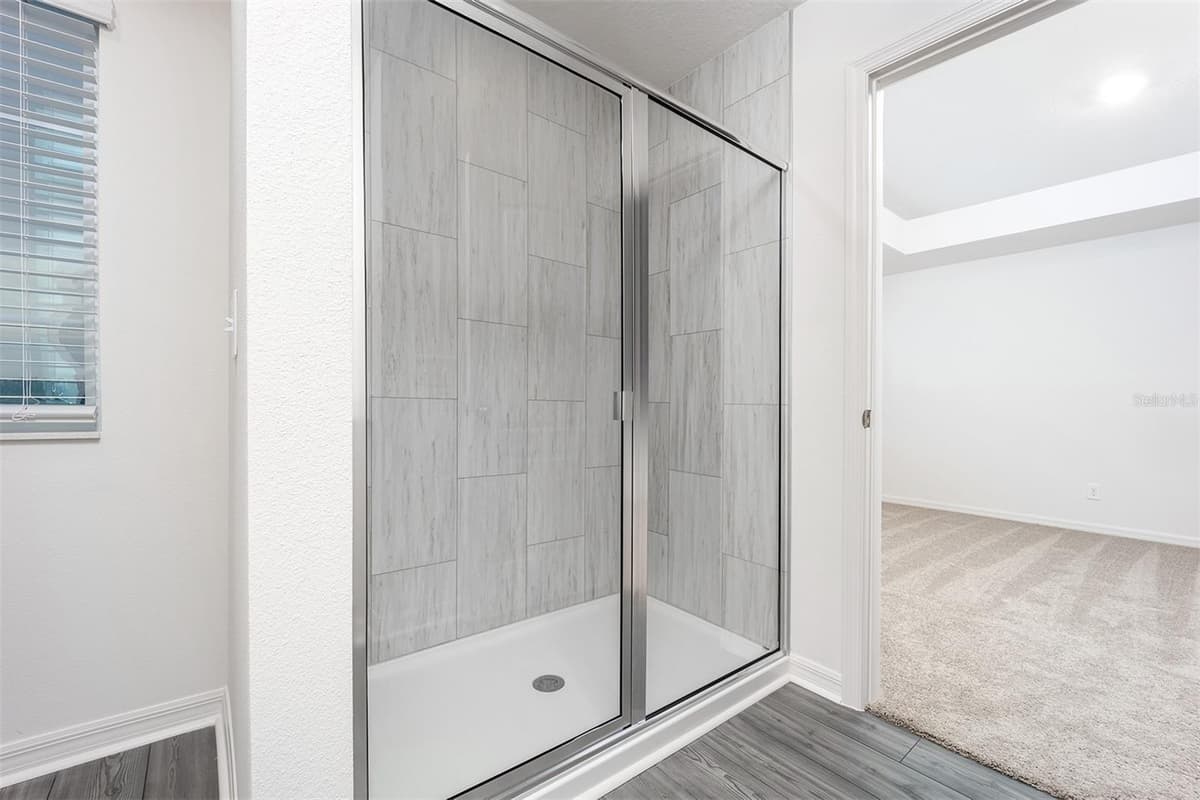 3728 BERGAMOT STREET — photo 15 of 21