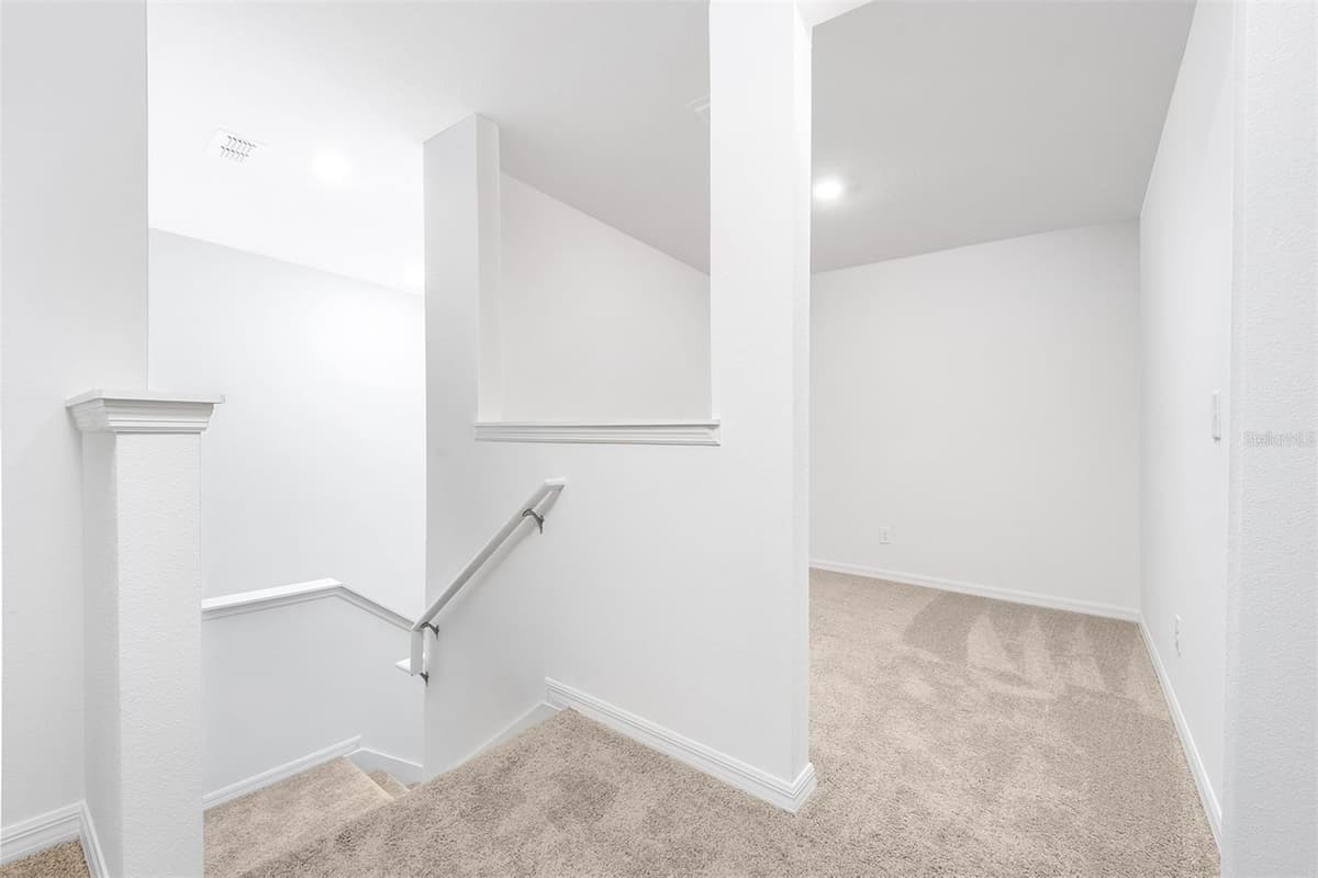 3732 BERGAMOT STREET — photo 8 of 19