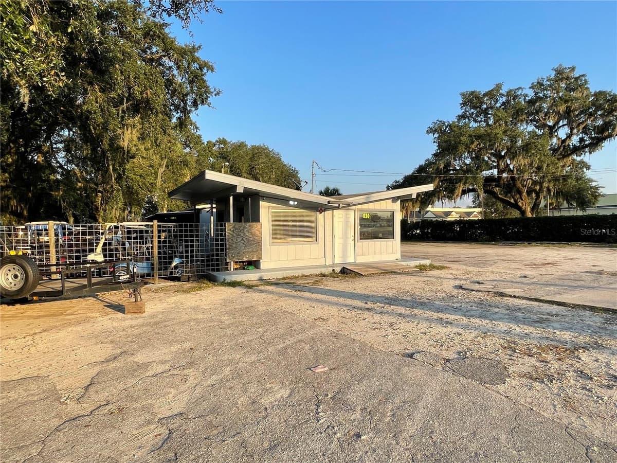 830 MAIN STREET — photo 8 of 20
