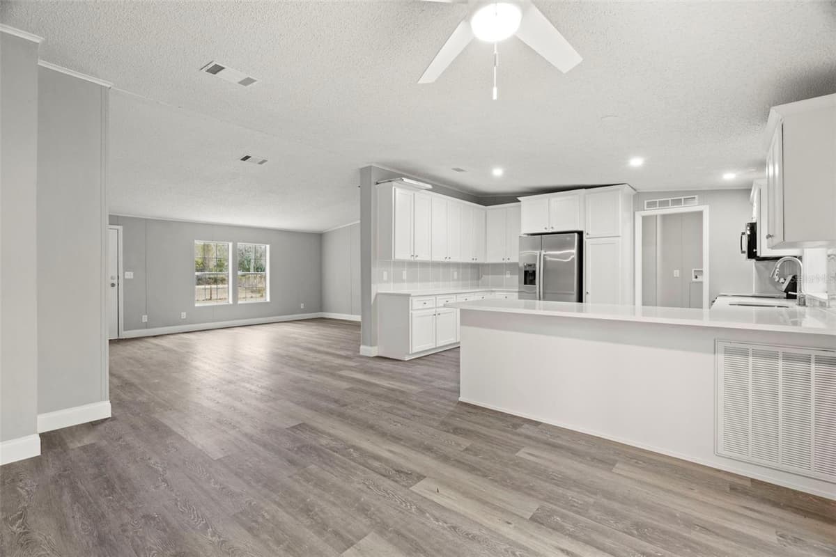 18202 ROGERLAND ROAD — photo 34 of 43
