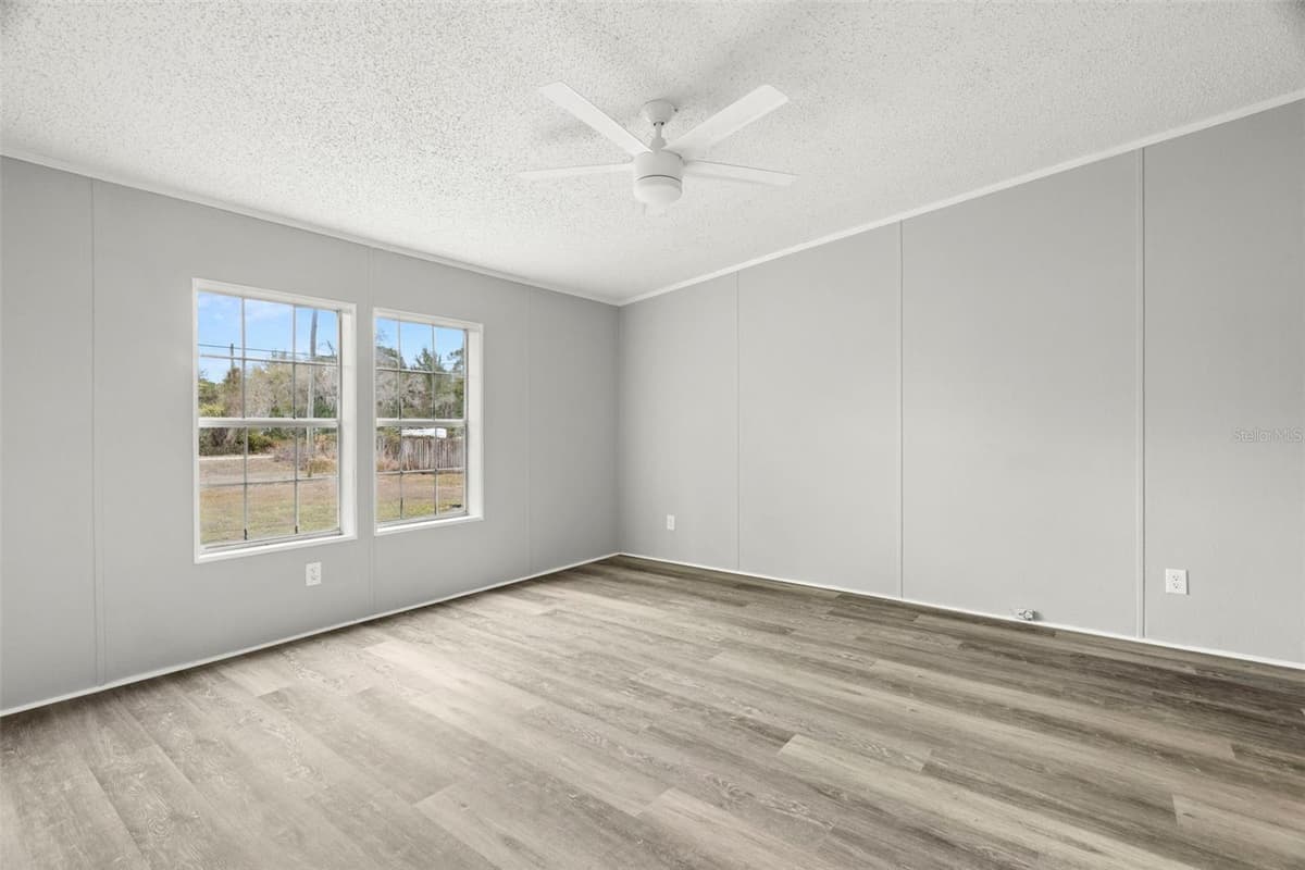 18202 ROGERLAND ROAD — photo 18 of 43