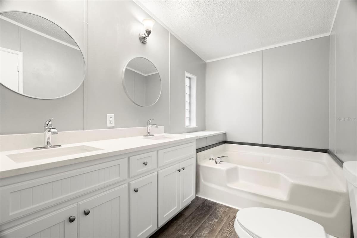 18202 ROGERLAND ROAD — photo 6 of 43