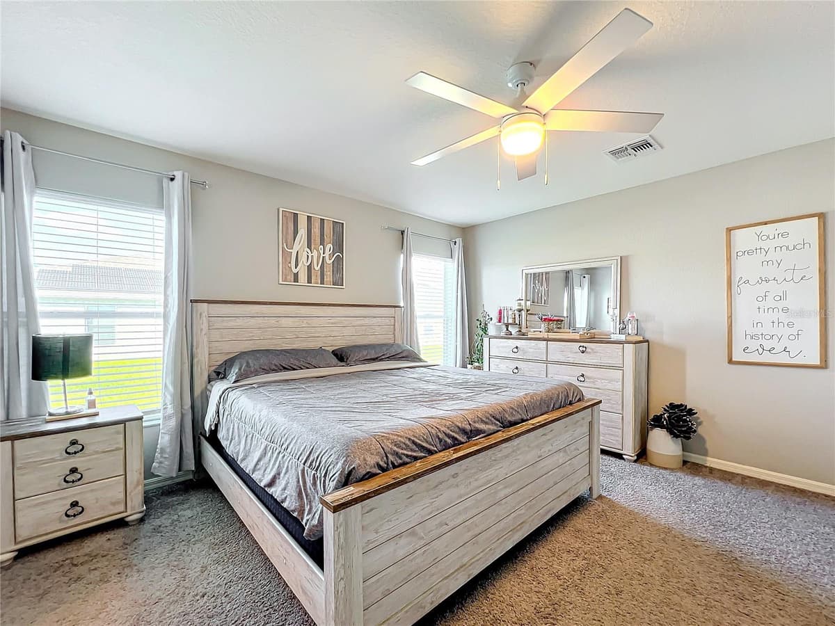 653 PERSIAN DRIVE — photo 18 of 49