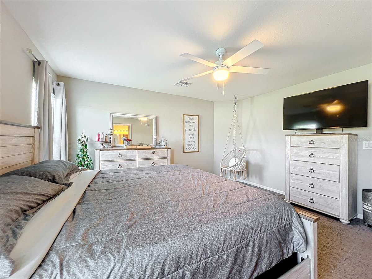 653 PERSIAN DRIVE — photo 19 of 49