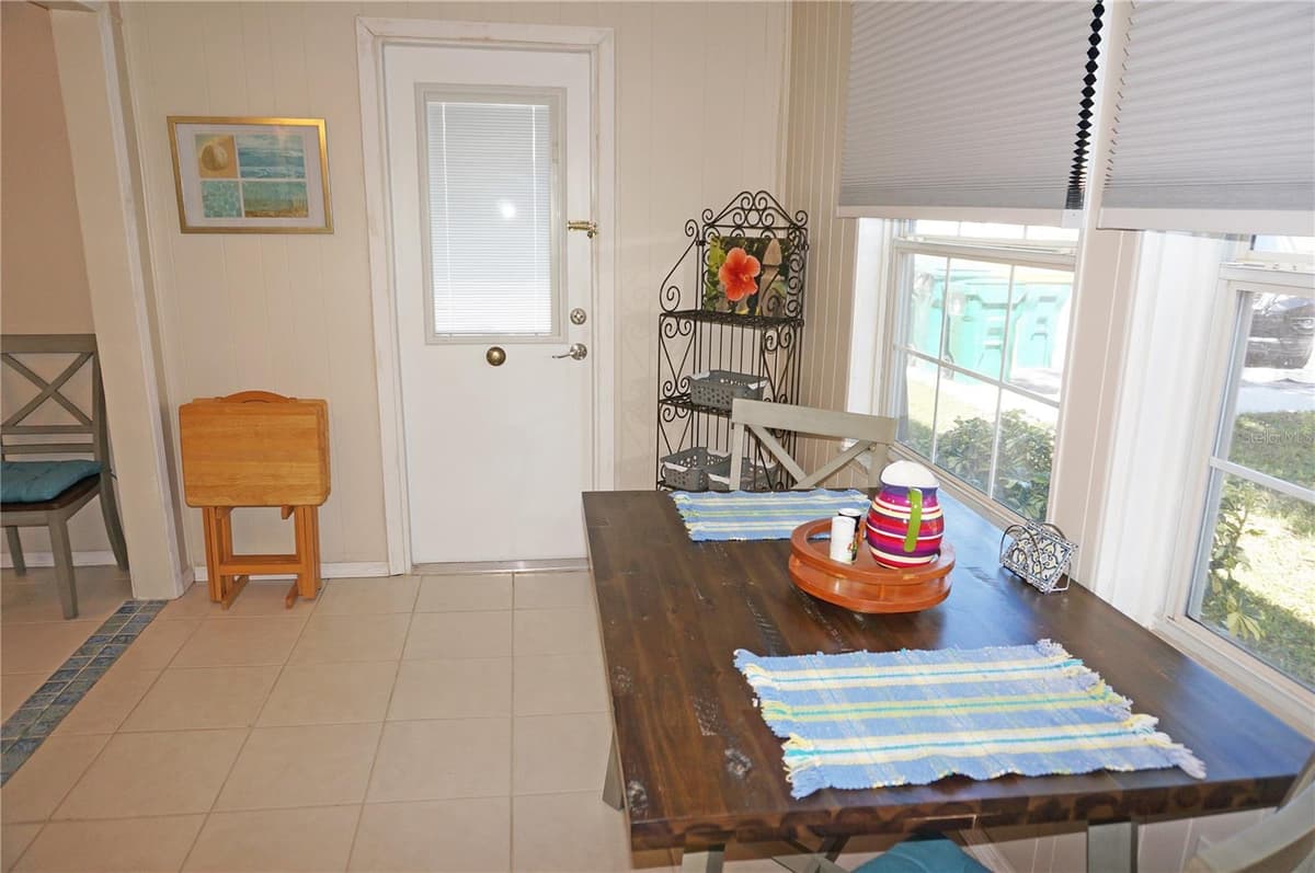 4158 TAMIAMI TRAIL — photo 17 of 37