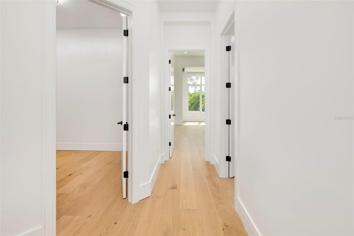 4431 CAMINO REAL — photo 11 of 80