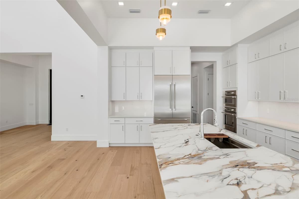 4431 CAMINO REAL — photo 33 of 80