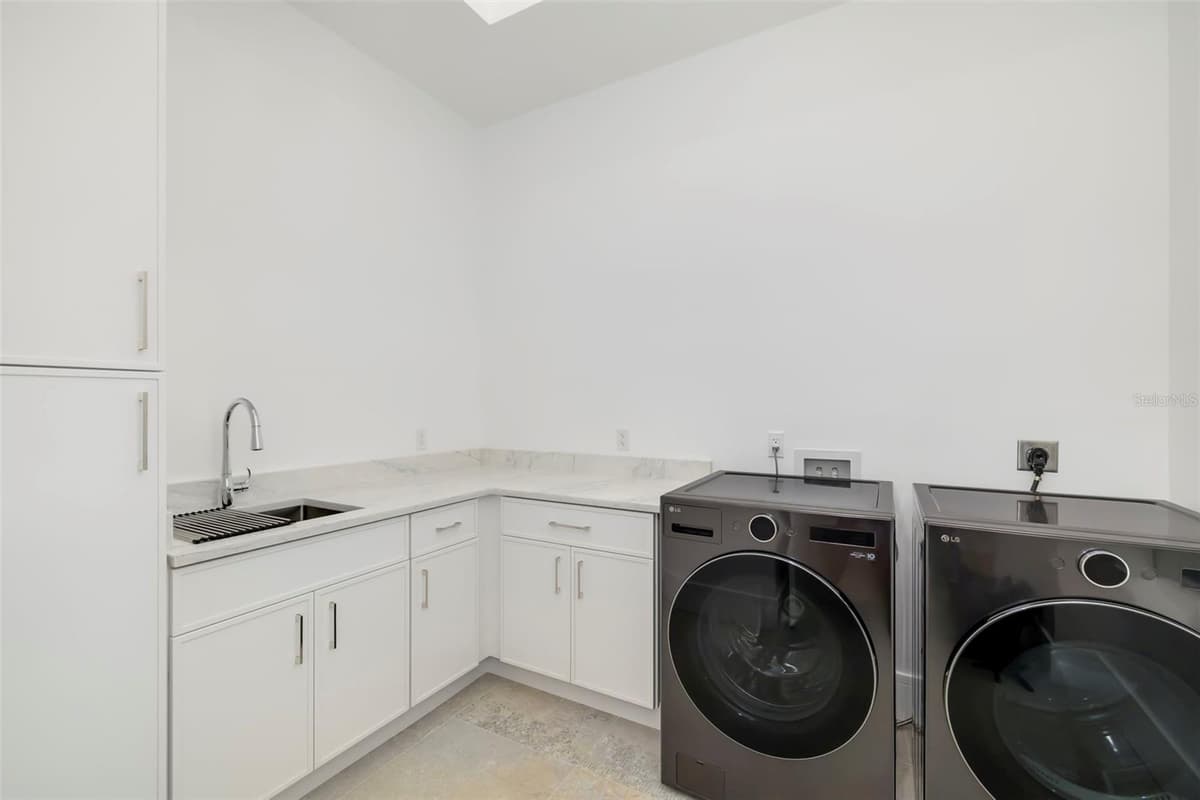 4431 CAMINO REAL — photo 53 of 80