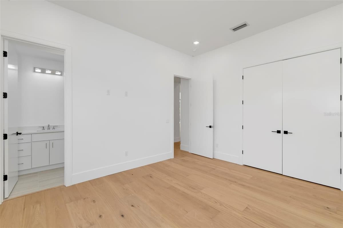 4431 CAMINO REAL — photo 47 of 80