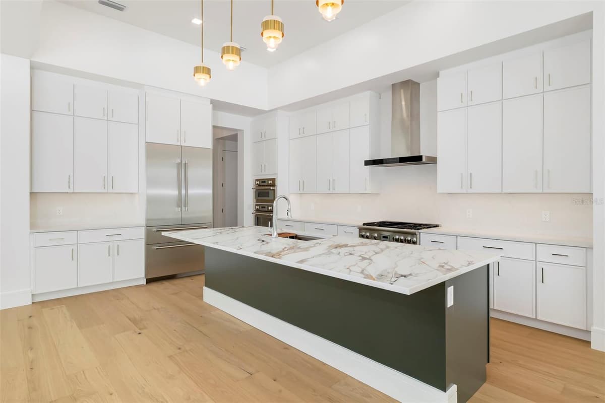 4431 CAMINO REAL — photo 32 of 80