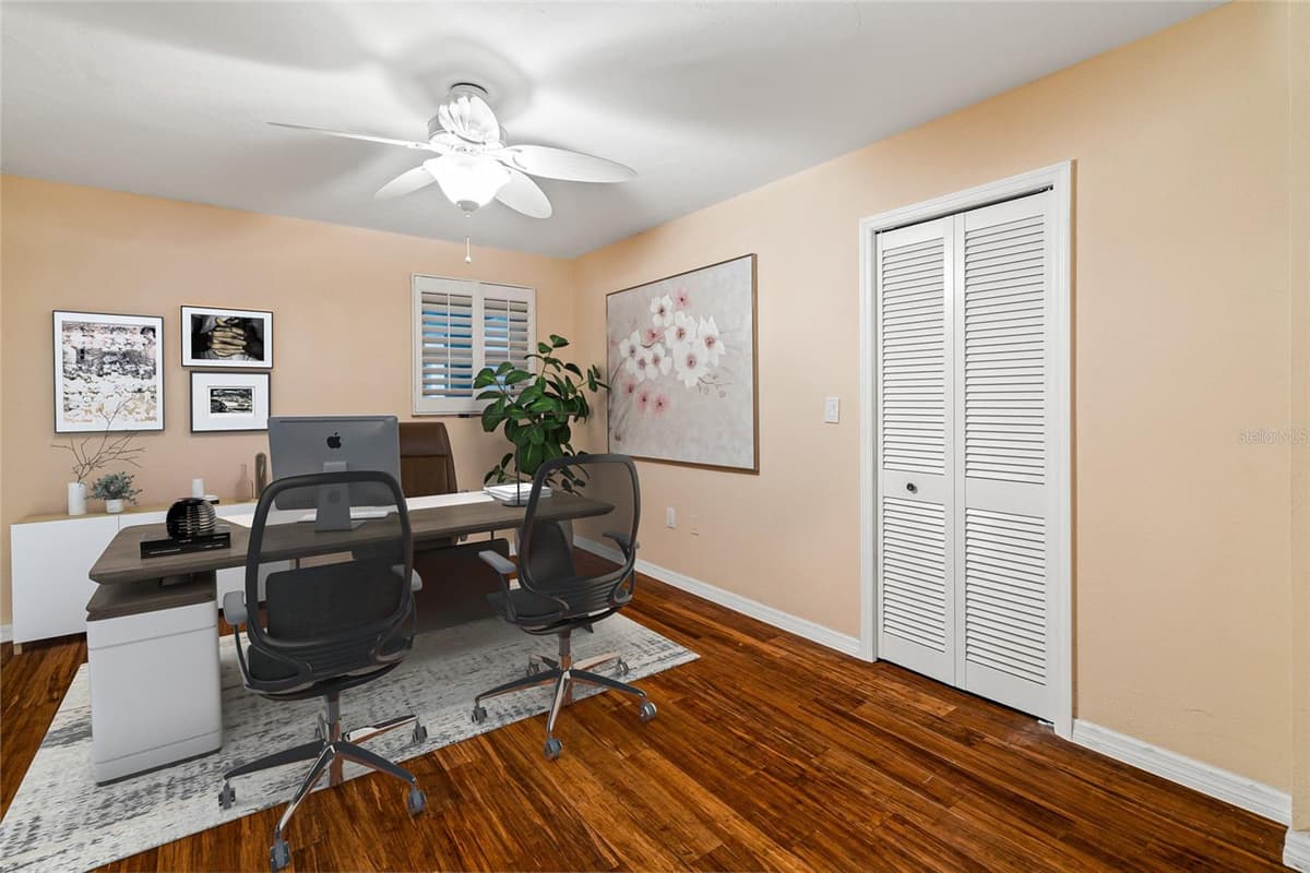 5200 BRITTANY DRIVE — photo 18 of 48