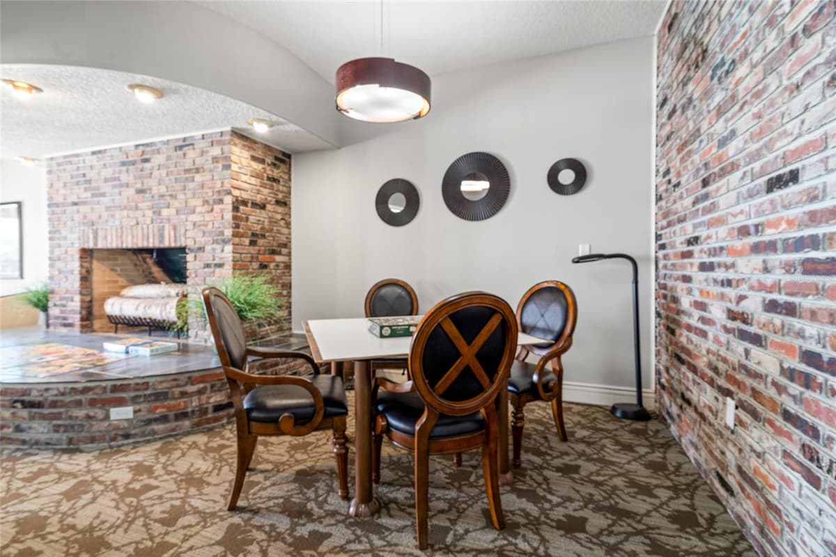 5200 BRITTANY DRIVE — photo 32 of 48