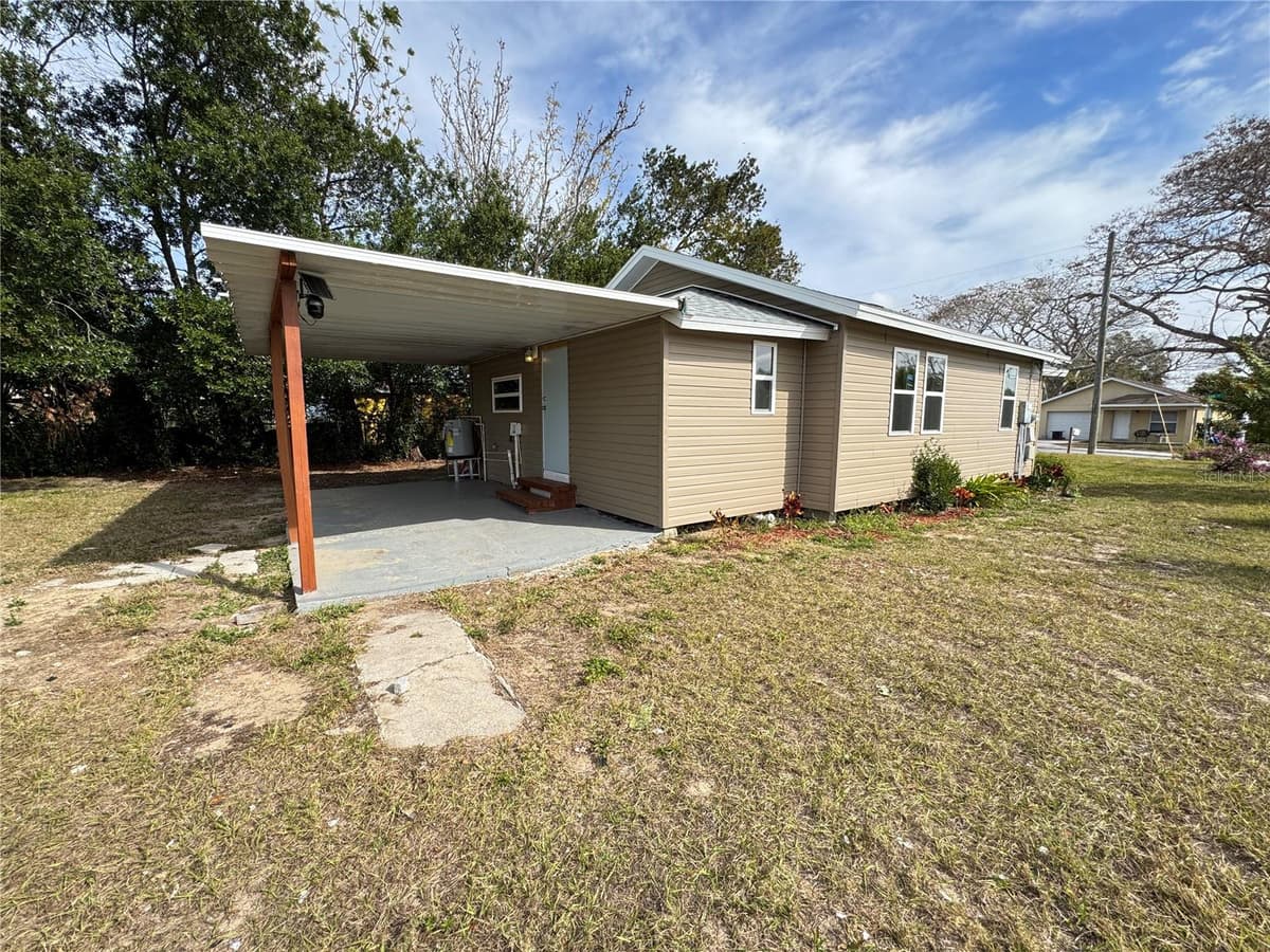 620 OAK STREET — photo 17 of 27