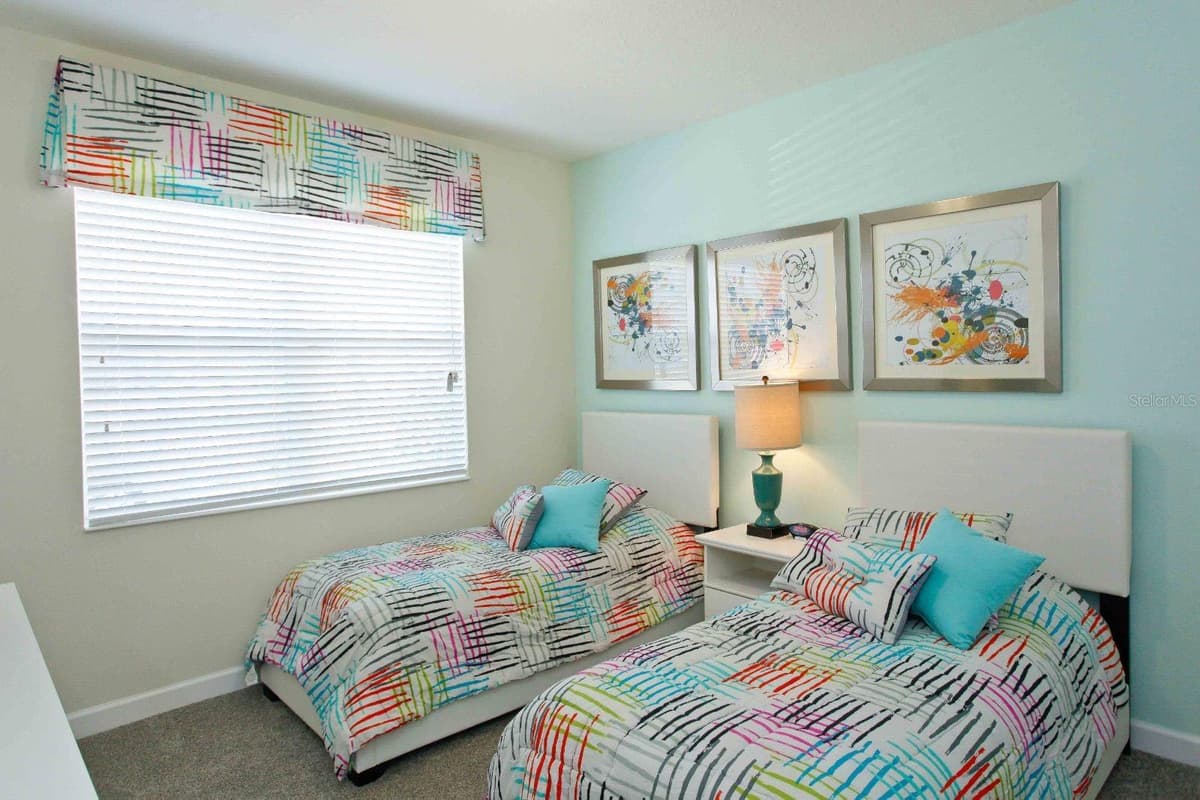 4839 KINGS CASTLE CIRCLE — photo 4 of 20