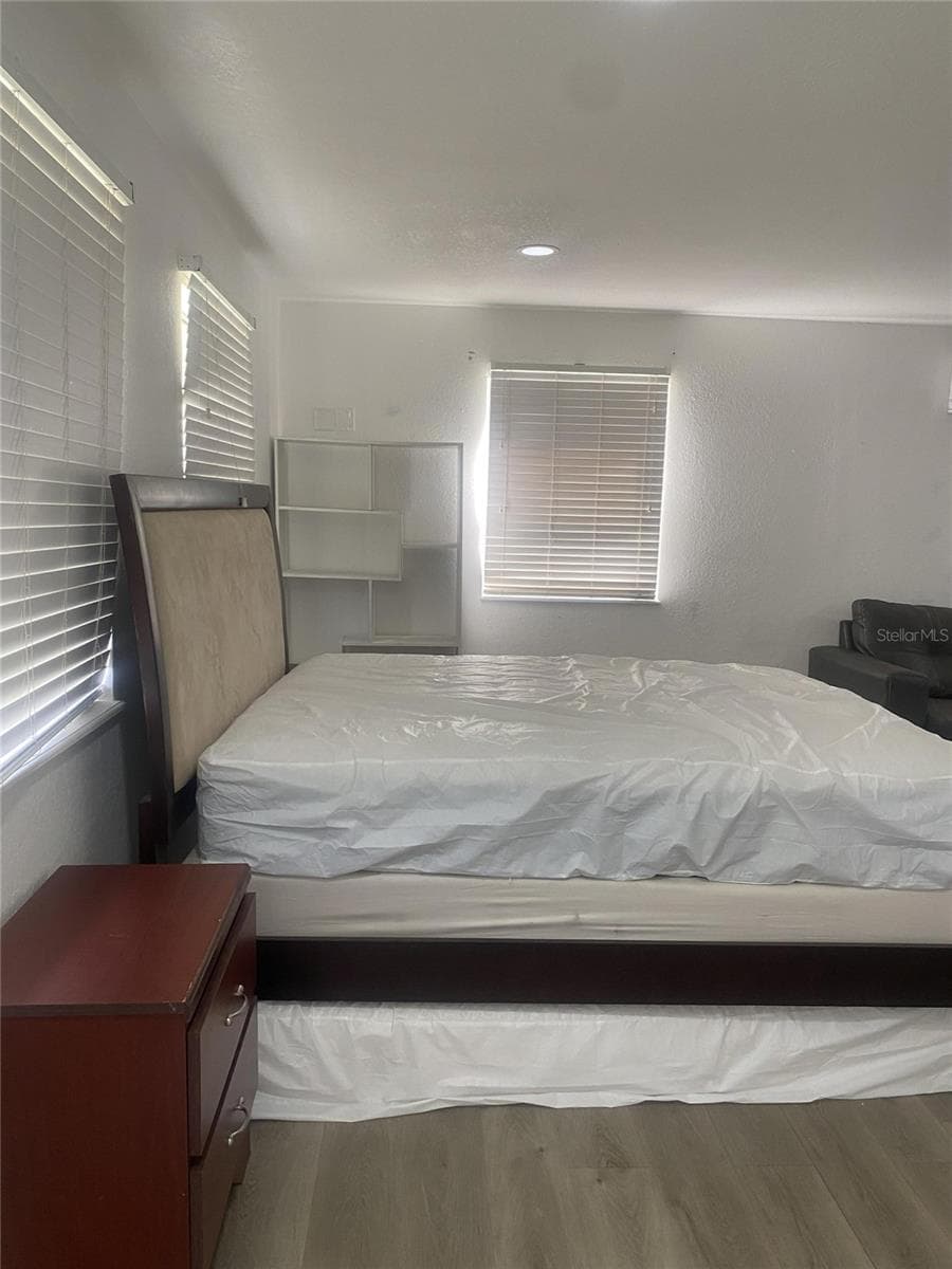 1801 DANIELS STREET — photo 39 of 58