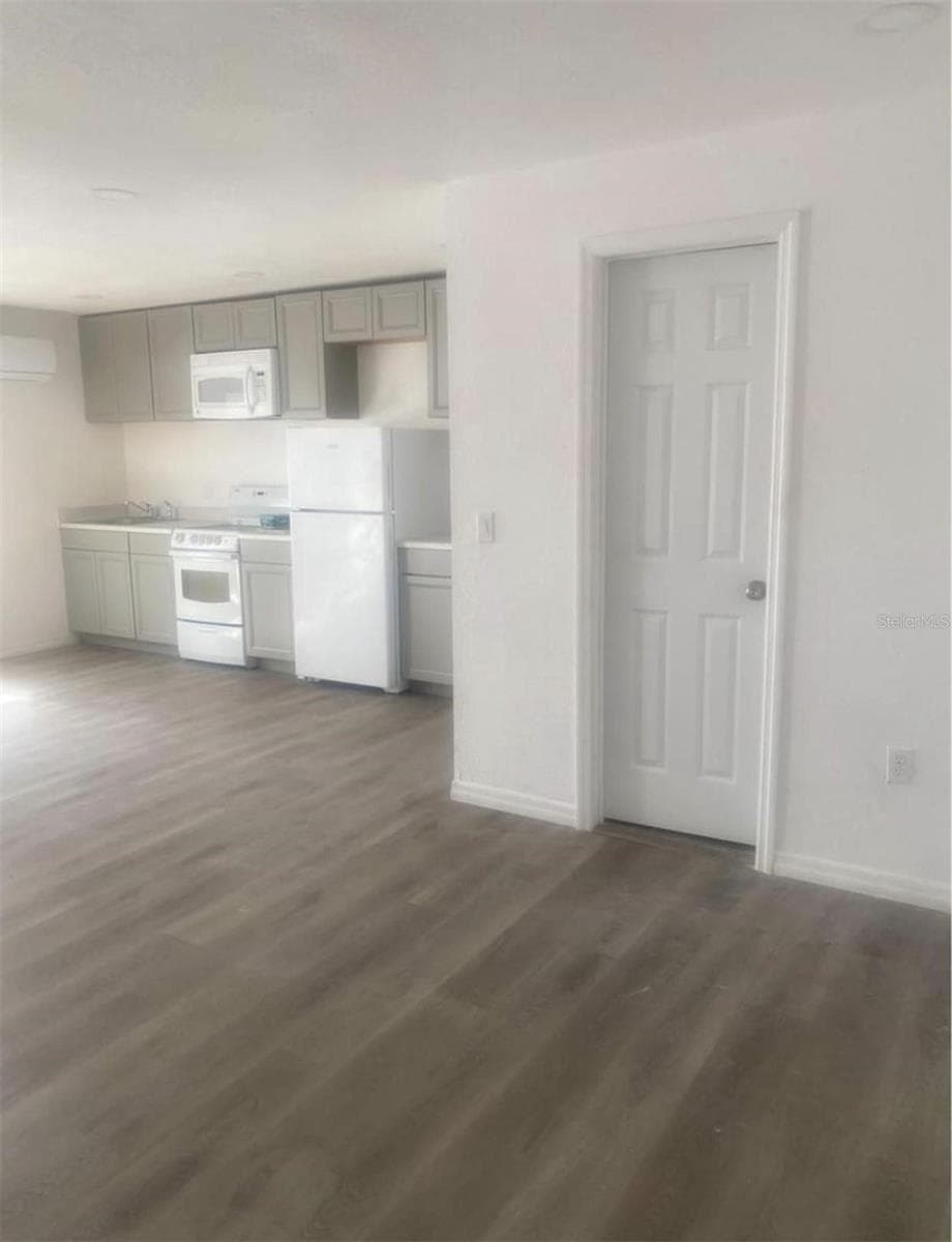 1801 DANIELS STREET — photo 34 of 58