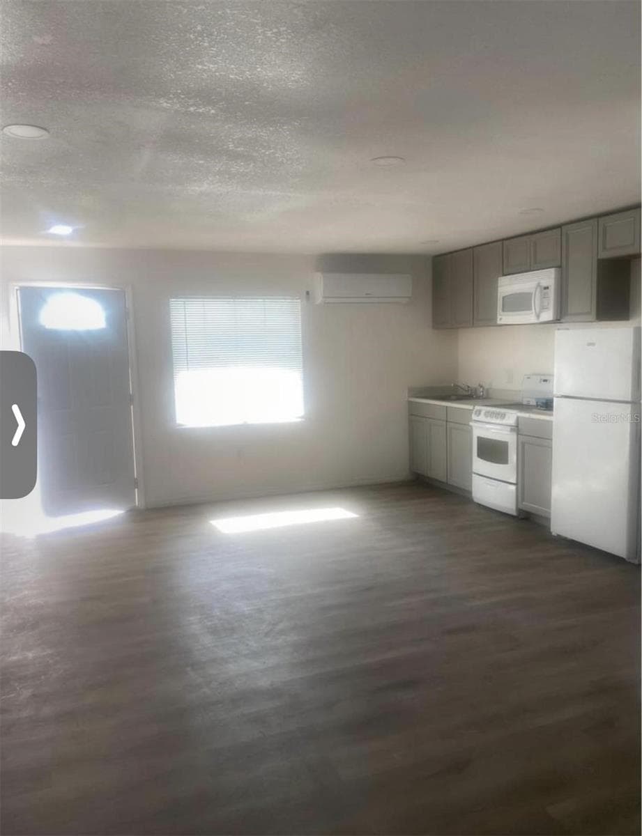 1801 DANIELS STREET — photo 37 of 58