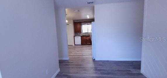 261 DUBLIN DRIVE — photo 8 of 24