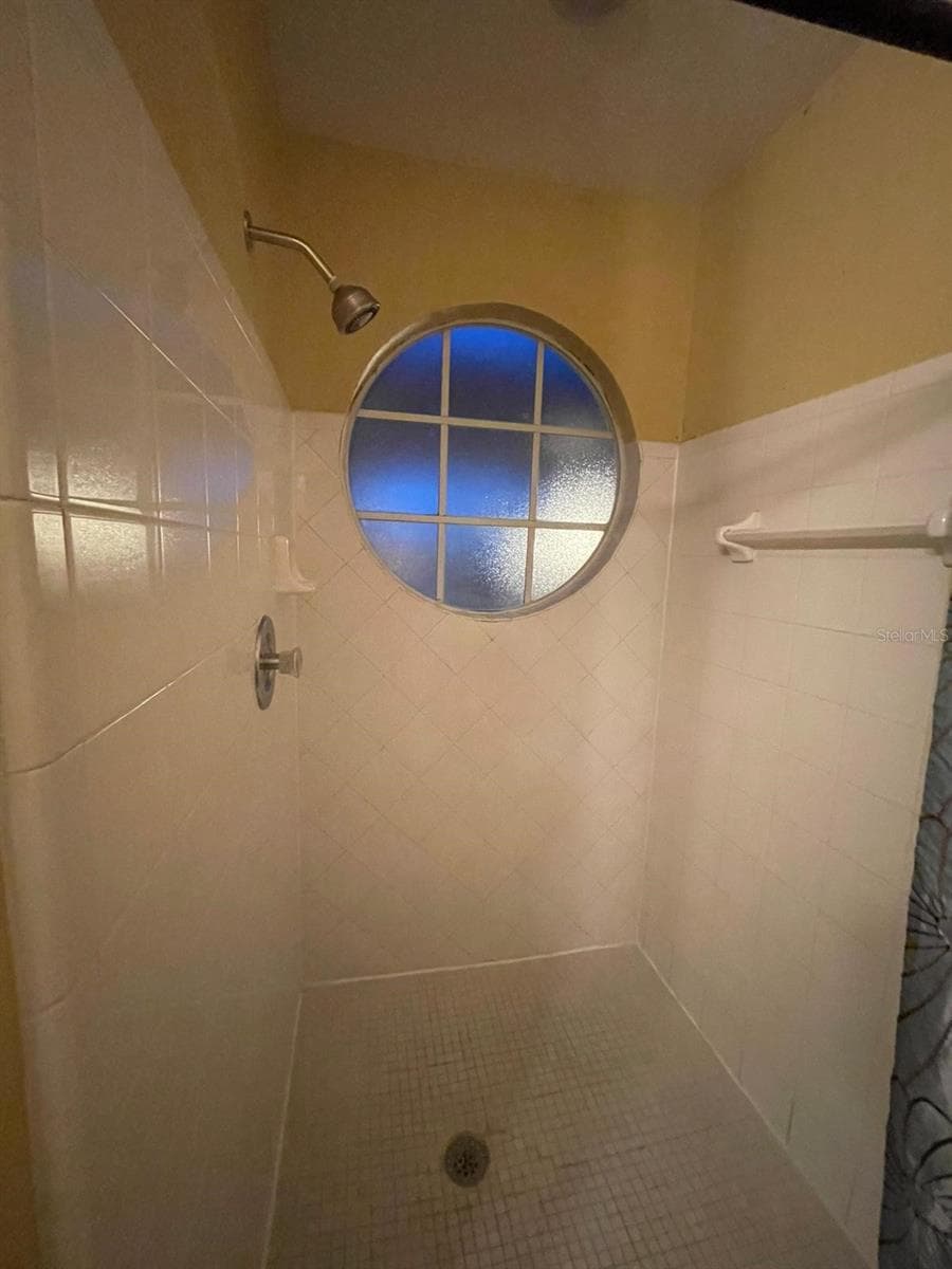 2456 SWEETWATER CLUB CIRCLE — photo 10 of 25