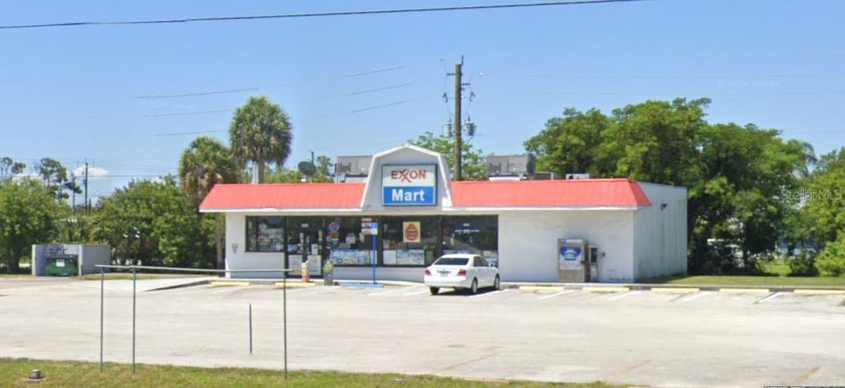 4504 FEDERAL HIGHWAY — photo 3 of 5