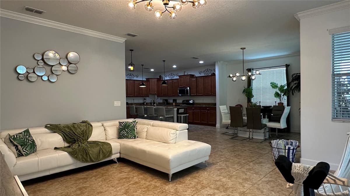 8860 CANDY PALM ROAD — photo 6 of 37
