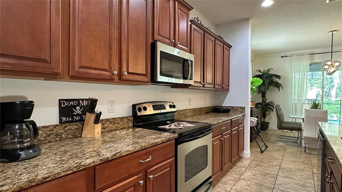 8860 CANDY PALM ROAD — photo 4 of 37