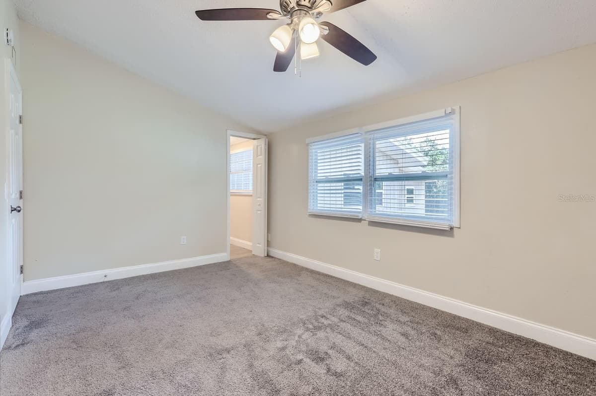 524 CHURCH STREET — photo 13 of 28