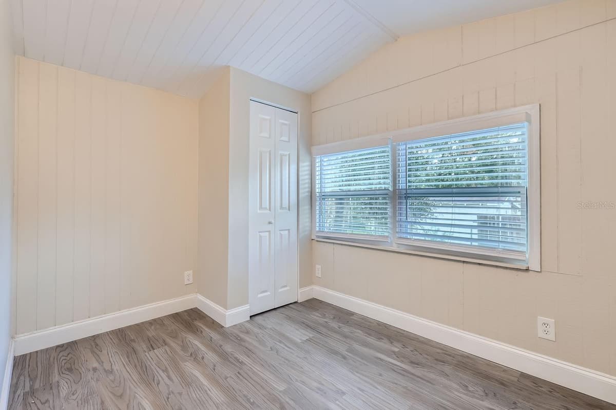524 CHURCH STREET — photo 18 of 28