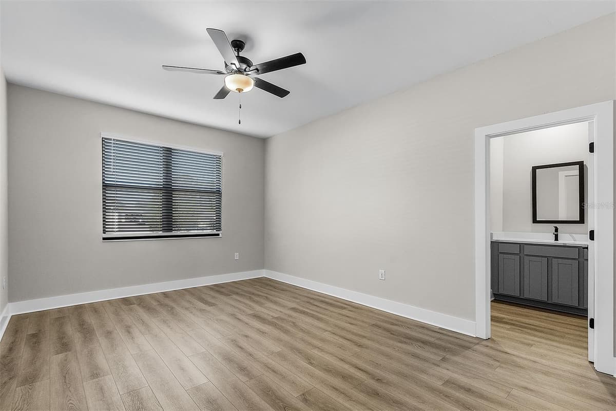 5321 CRESTLINE TERRACE — photo 11 of 16