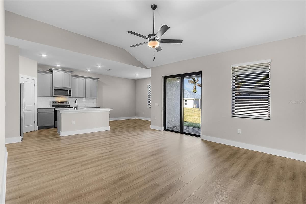 5321 CRESTLINE TERRACE — photo 6 of 16