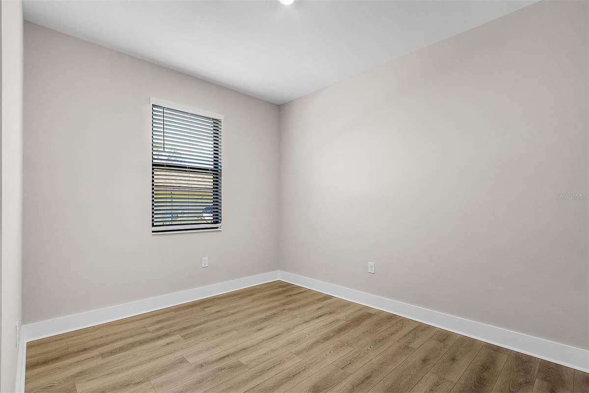 5321 CRESTLINE TERRACE — photo 5 of 16