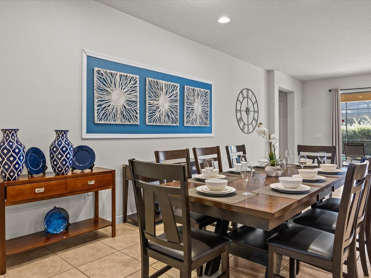8832 MACAPA DRIVE — photo 8 of 30