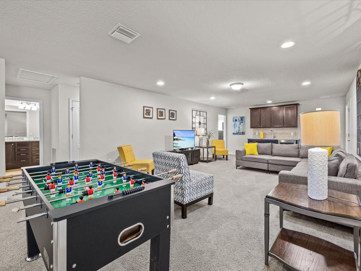8832 MACAPA DRIVE — photo 14 of 30