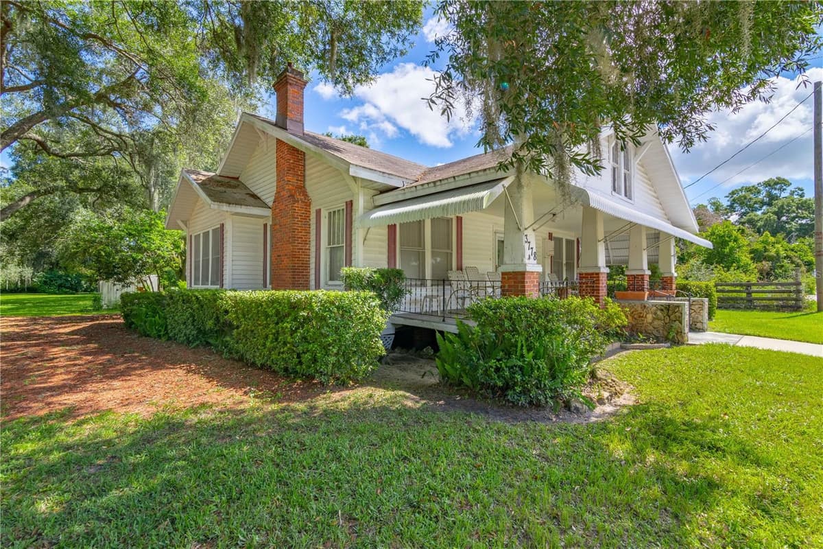 3778 C-466 ROAD — photo 8 of 37