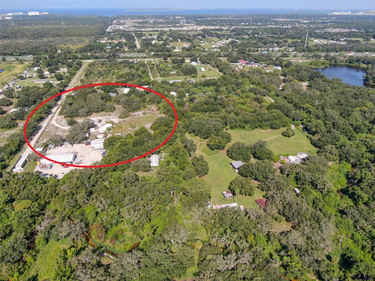 12154 BULLFROG CREEK ROAD — photo 15 of 23